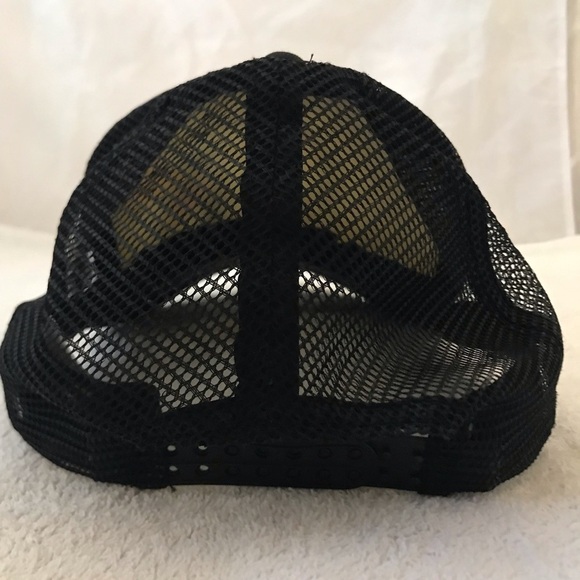 Cobra Eagle Youth Adjustable Black Mesh SnapBack Trucker Cap - Picture 3 of 13